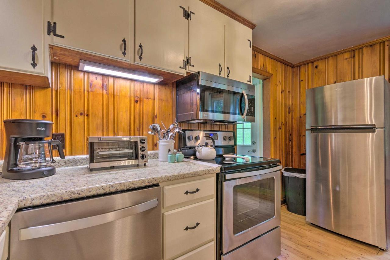 Quiet Asheville Home Near Appalachian Trail And Dtwn Bagian luar foto