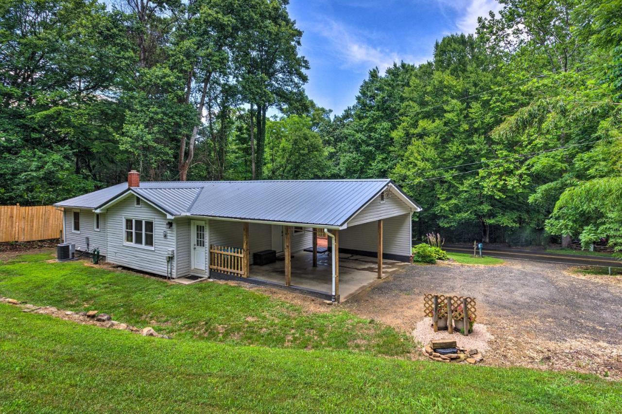 Quiet Asheville Home Near Appalachian Trail And Dtwn Bagian luar foto