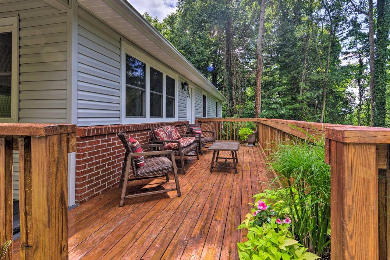 Quiet Asheville Home Near Appalachian Trail And Dtwn Bagian luar foto